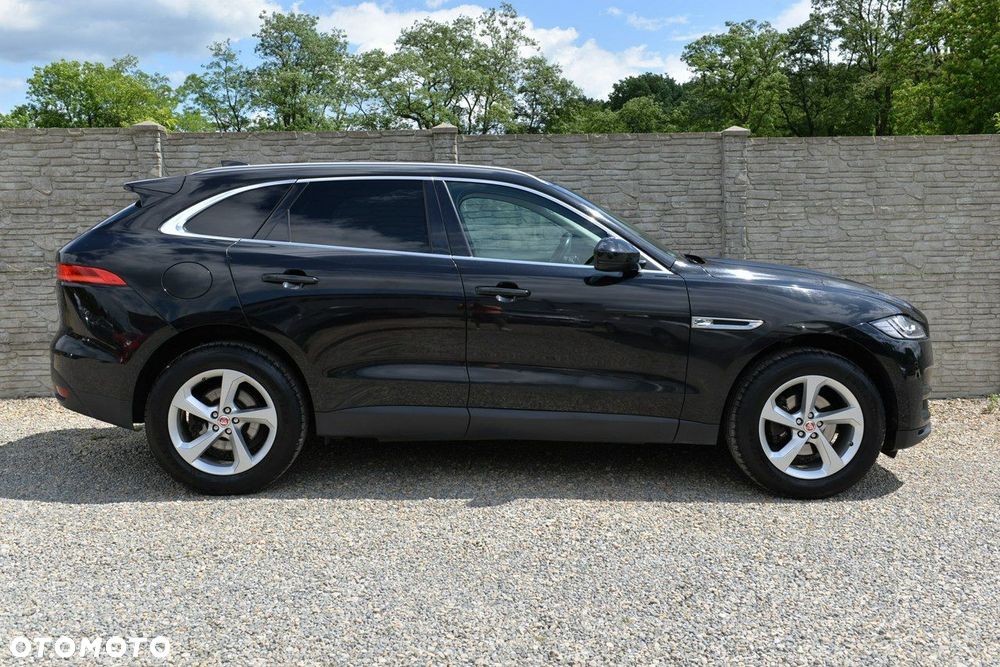 Jaguar F-Pace - 6