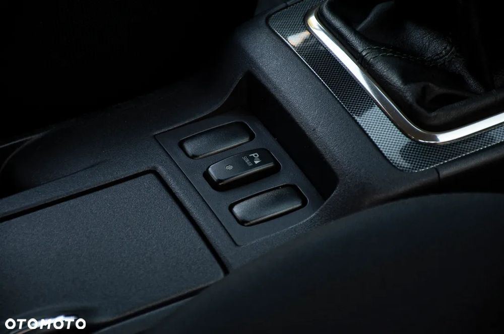 Mitsubishi Lancer 1.8 Intense - 22