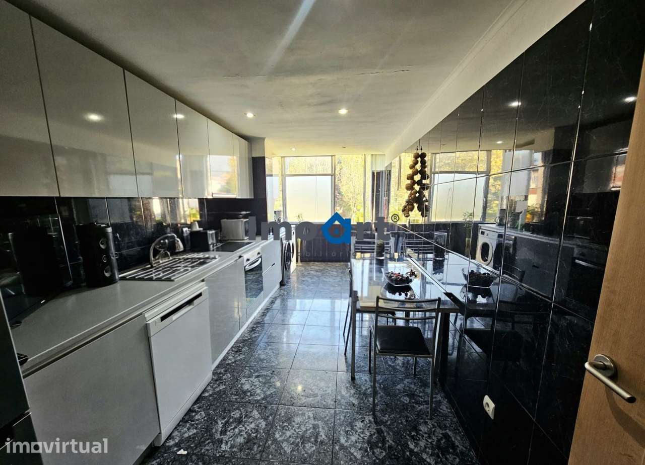 T3 com garagem e áreas generosas em Oliveira do Douro!!! - Grande imagem: 4/40