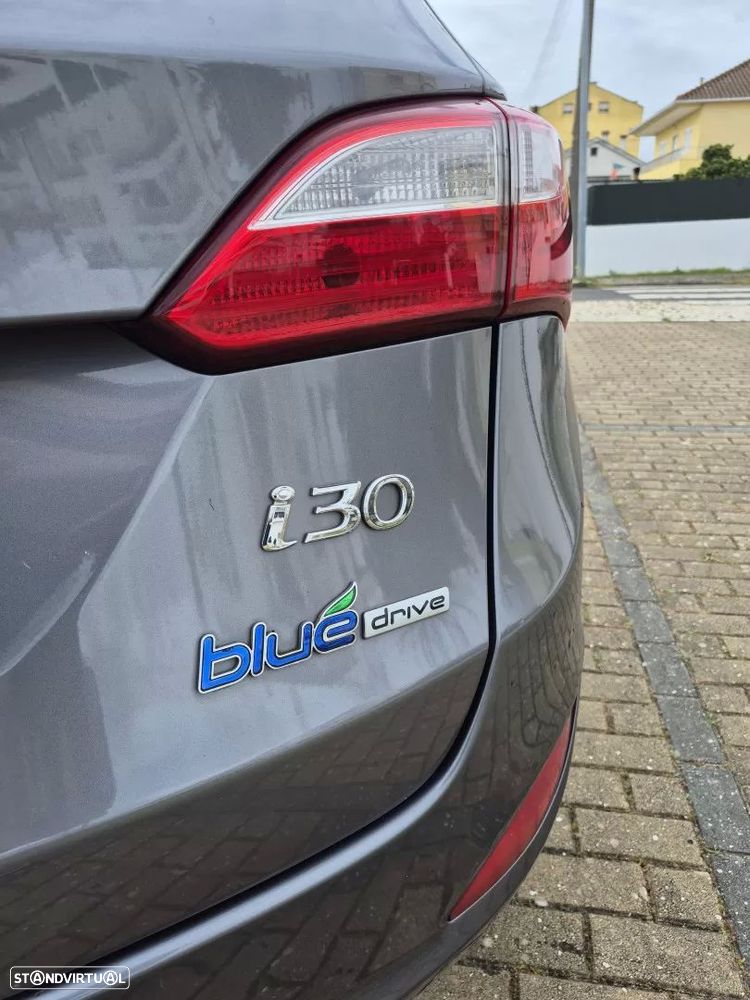 Hyundai i30 SW 1.4 CRDi Blue Active - 9