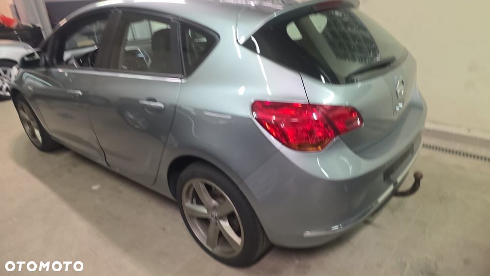 Opel Astra 1.4 Turbo ecoFLEX Start/Stop Fun - 2