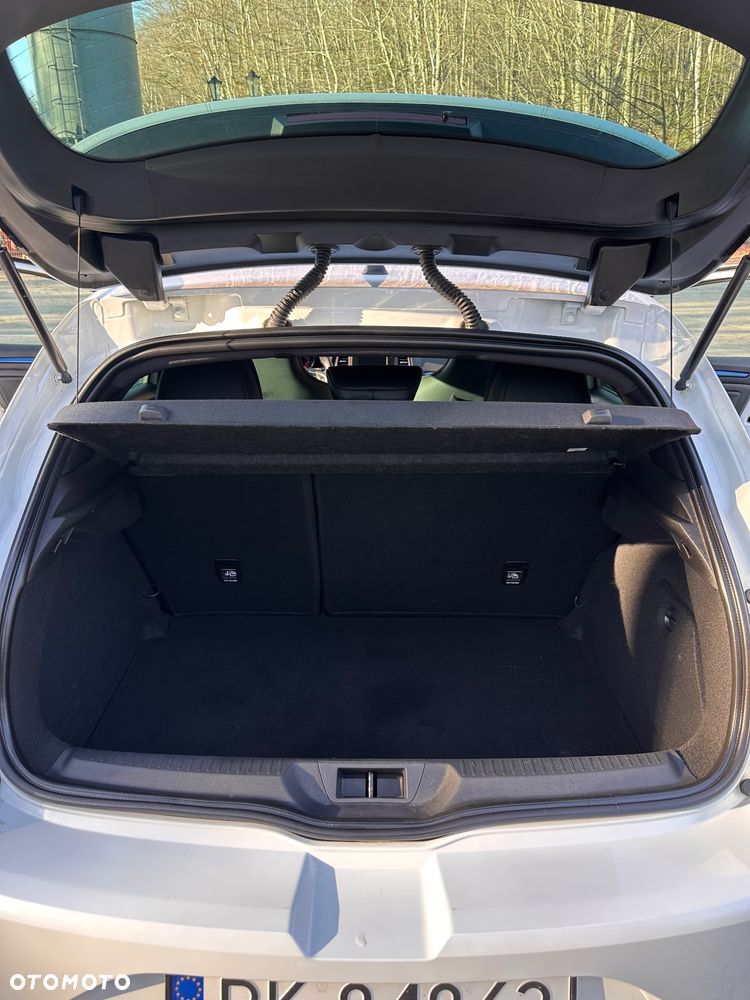 Renault Megane BLUE dCi 150 EDC GT LINE - 19