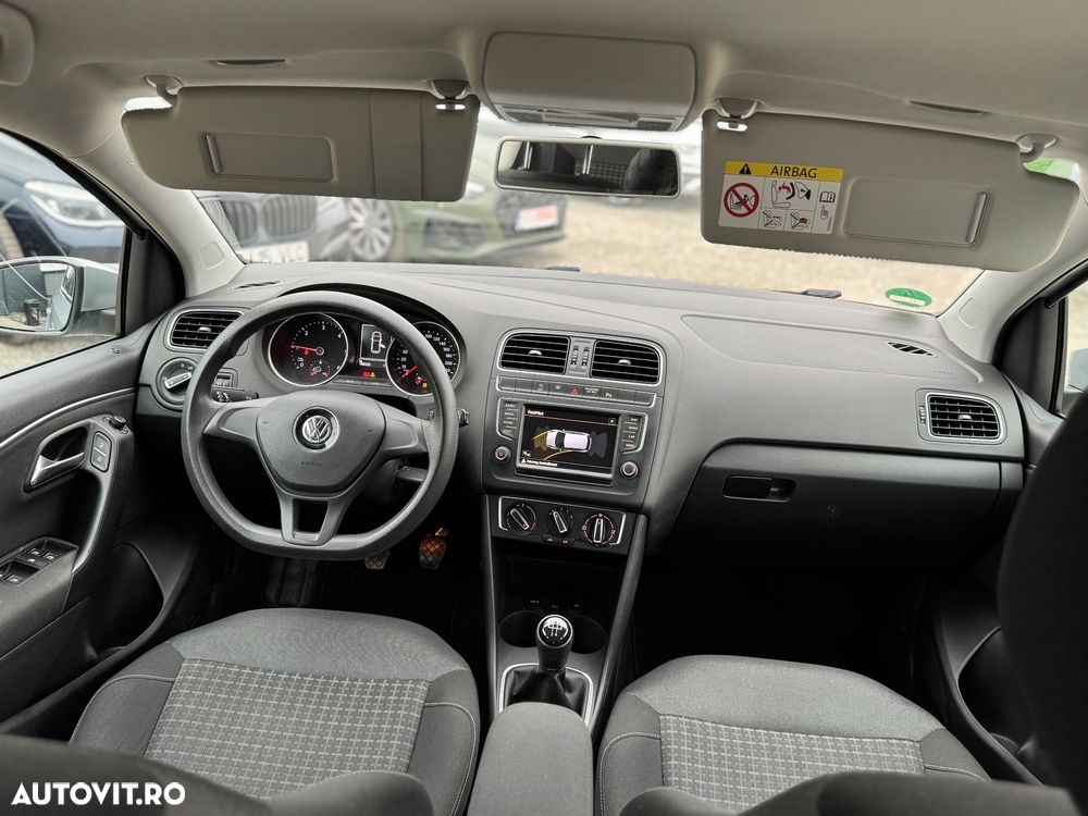 Volkswagen Polo 1.4 TDI Blue Motion Technology Lounge - 8