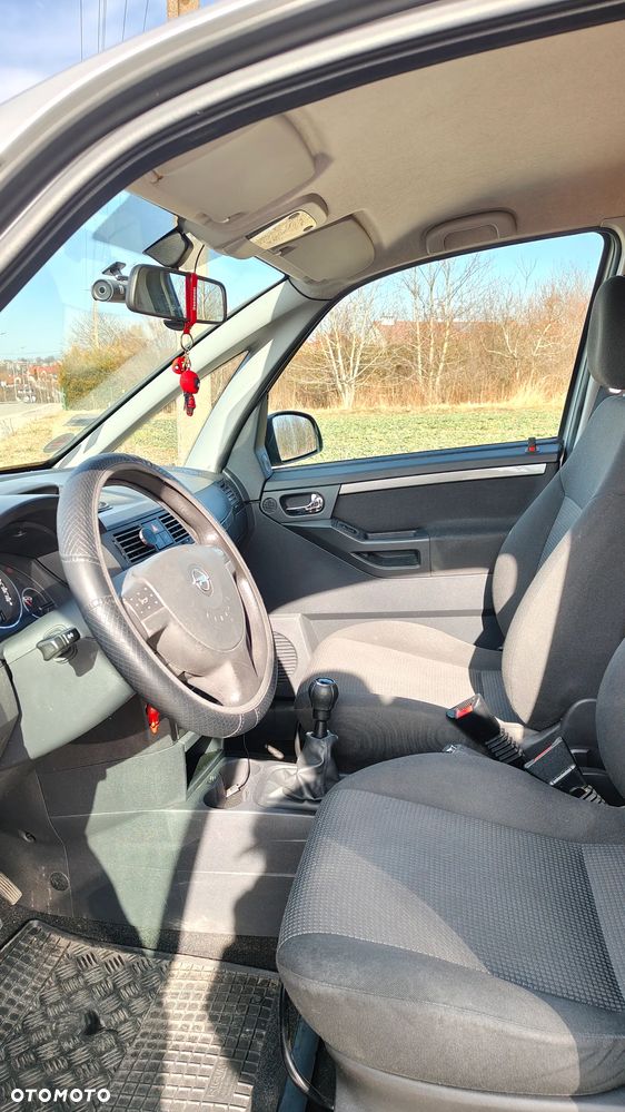 Opel Meriva 1.6 Cosmo - 11