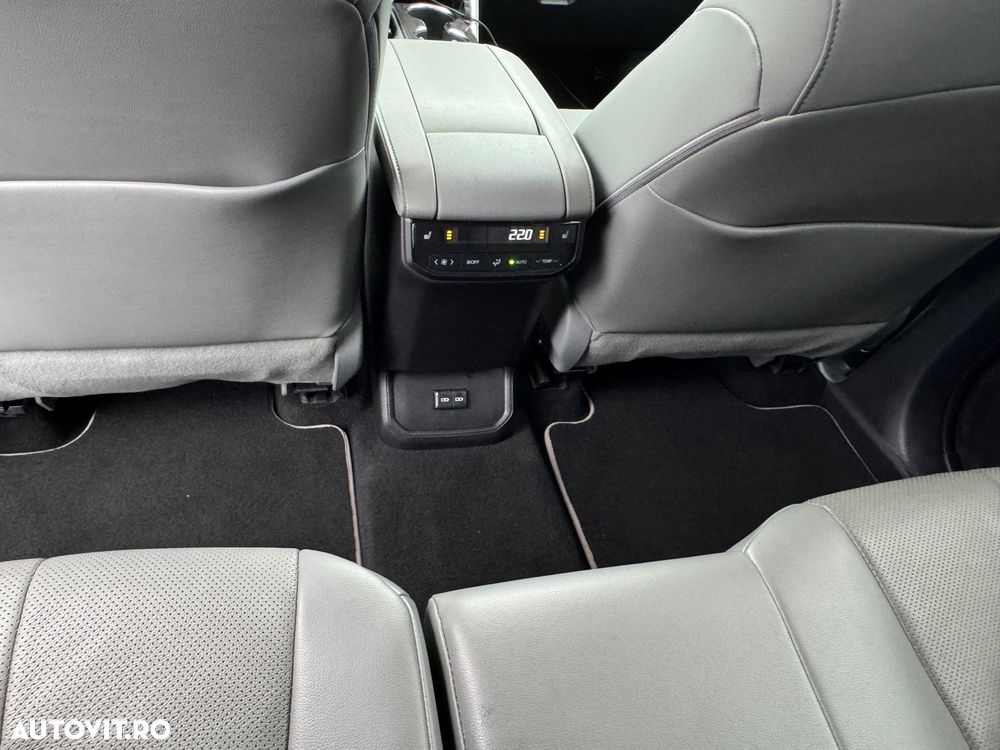 Toyota Highlander 2.5 L Hybrid Dynamic Force 248CP Luxury Pearly - 18