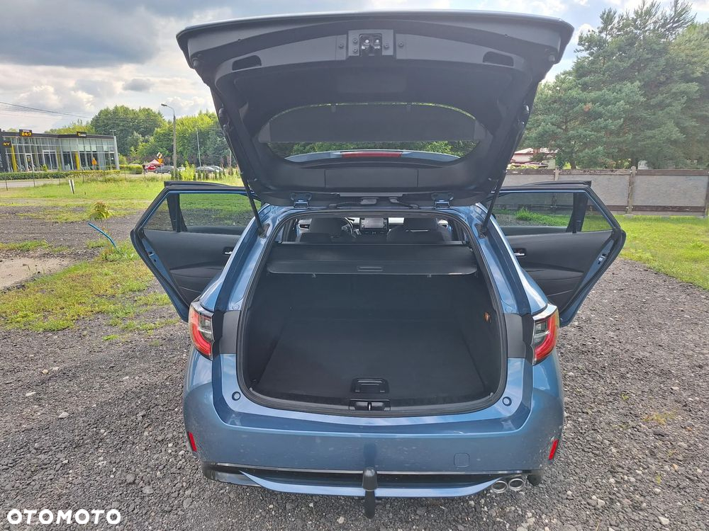 Toyota Corolla 2.0 Hybrid GR Sport - 19