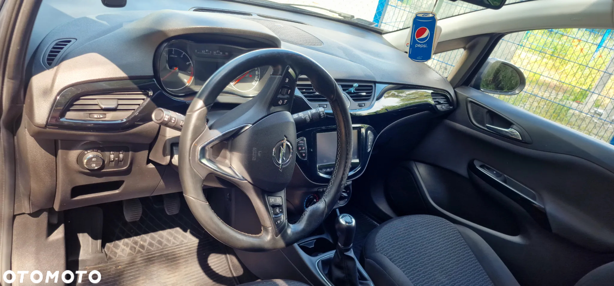 Opel Corsa 1.4 drive - 9