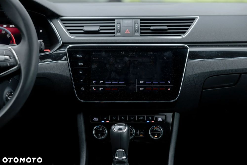 Skoda Superb 2.0 TSI 4x4 L&K DSG - 26