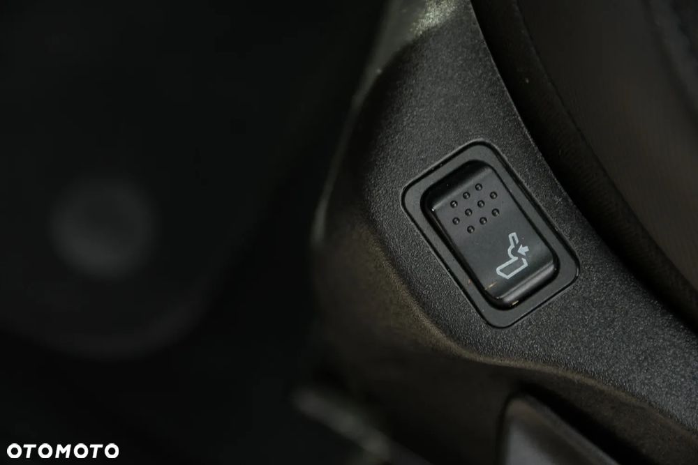 Jeep Renegade 1.4 MultiAir Limited - 27