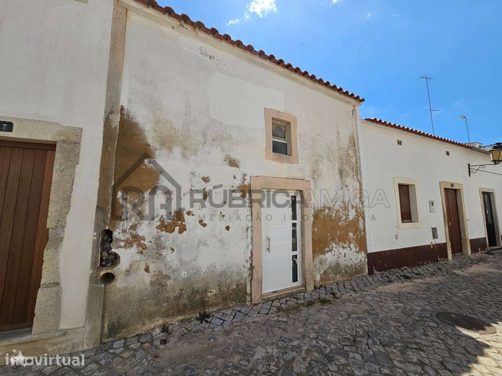 Casa no centro de Loulé para comercio ou habitação v1 nova ( em Con... - Grande imagem: 2/12