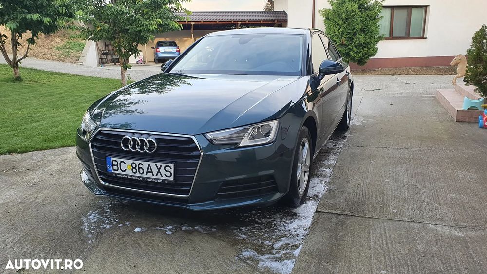 Audi A4 - 1