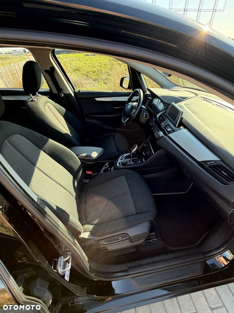 BMW Seria 2 218i Advantage - 13