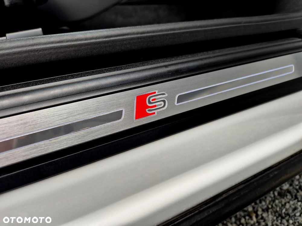 Audi Q5 50 TFSIe quattro S tronic S line - 12