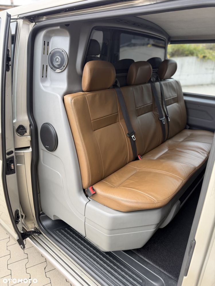 Volkswagen Transporter - 13