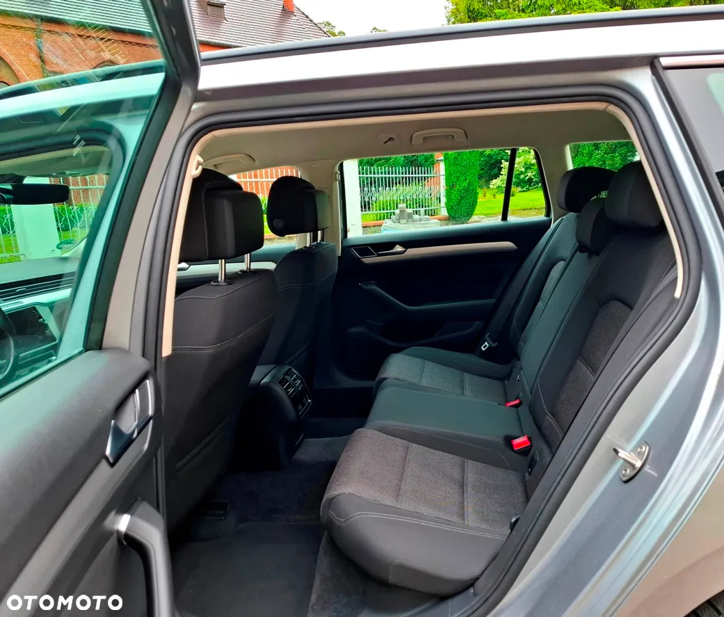 Volkswagen Passat 2.0 TDI BMT SCR Trendline DSG7 - 16