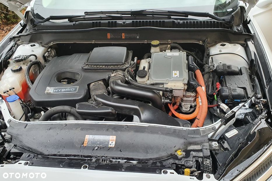 Ford Mondeo 2.0 Hybrid Titanium - 4
