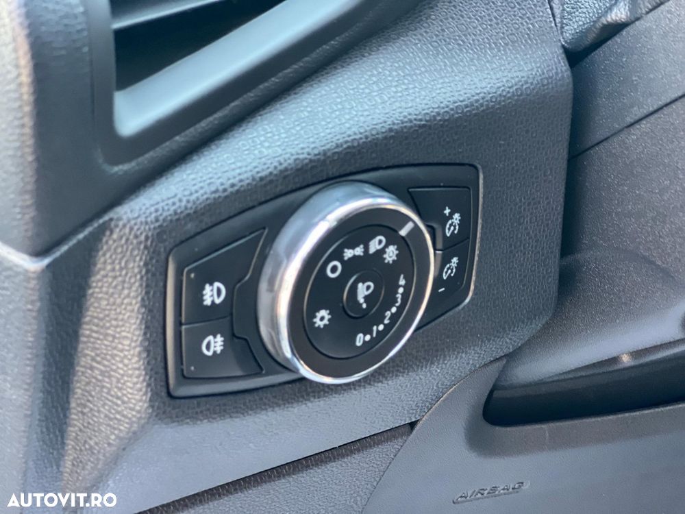 Ford EcoSport - 13