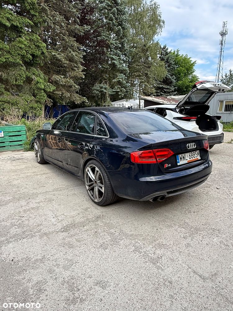 Audi A4 Limousine 2.0 TFSI Quattro S tronic - 24