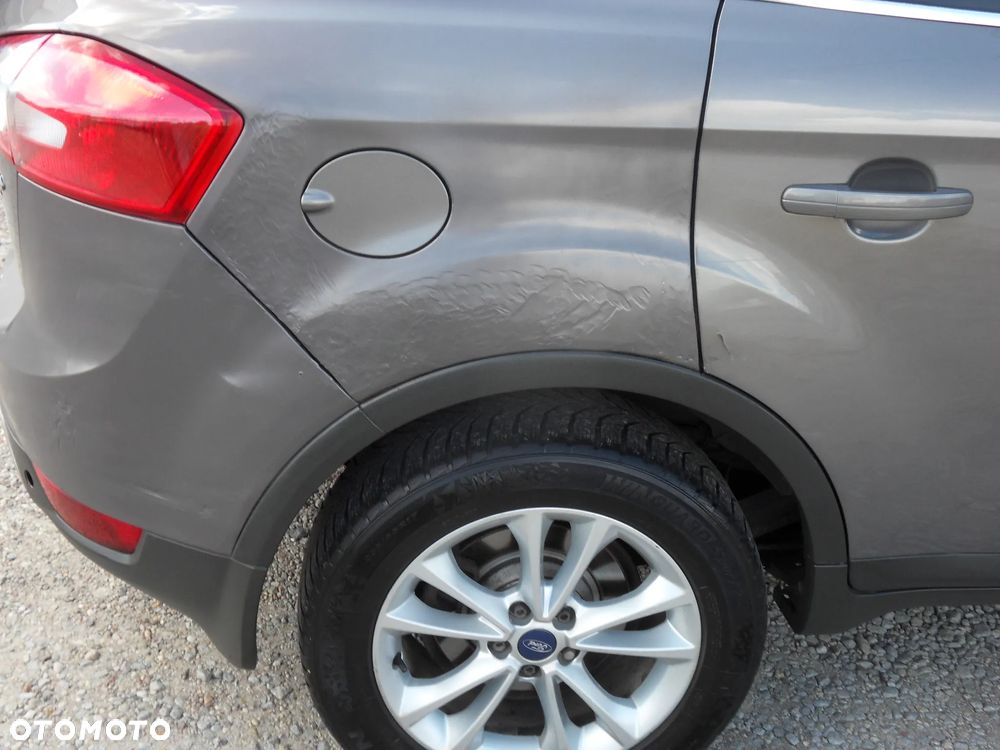 Ford Kuga 2.0 TDCi 2x4 Titanium - 6