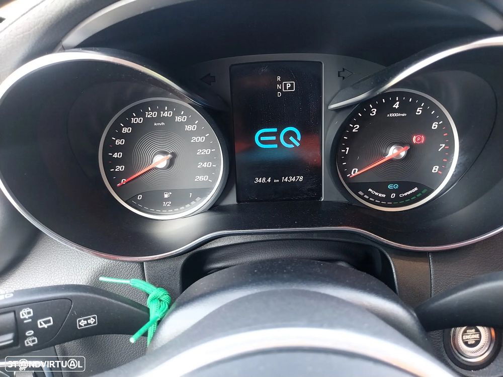 Mercedes-Benz GLC 300 e 4Matic - 9