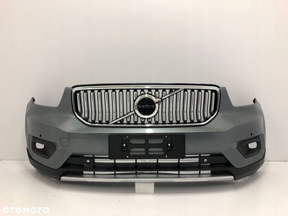 VOLVO XC40 PRZED LIFT 2017- ZDERZAK PRZEDNI - 1