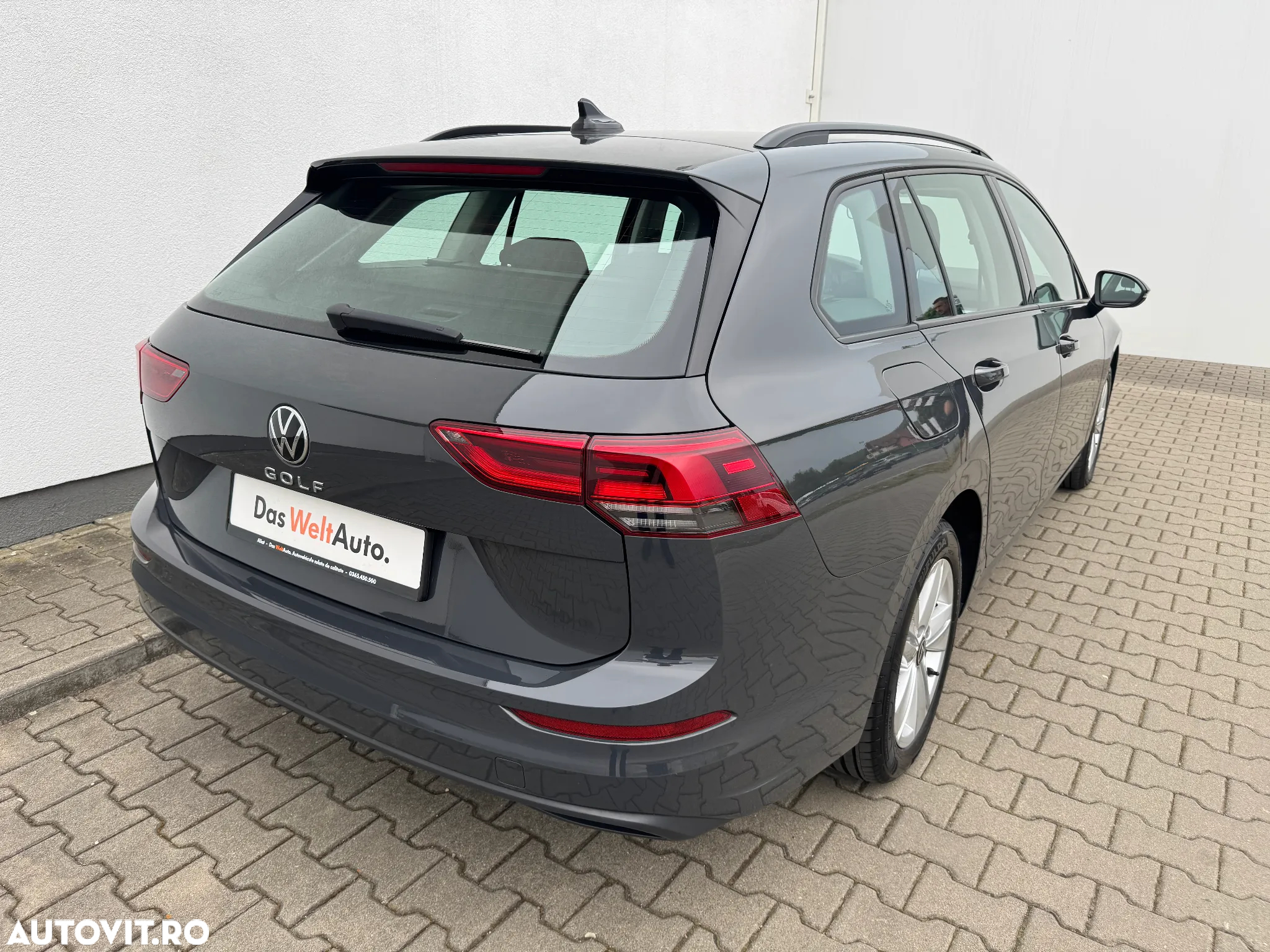 Volkswagen Golf 2.0 TDI SCR Life - 4
