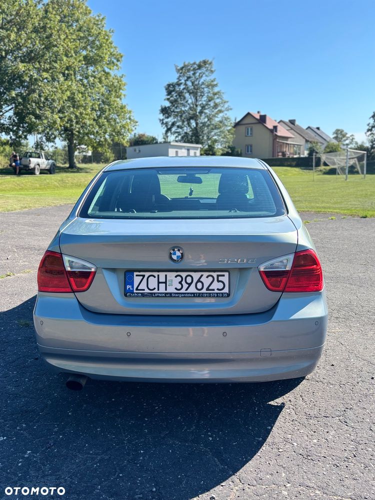 BMW Seria 3 320d - 3