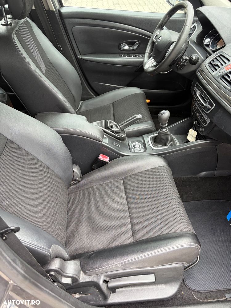 Renault Megane 1.9 dCi Privilege - 7