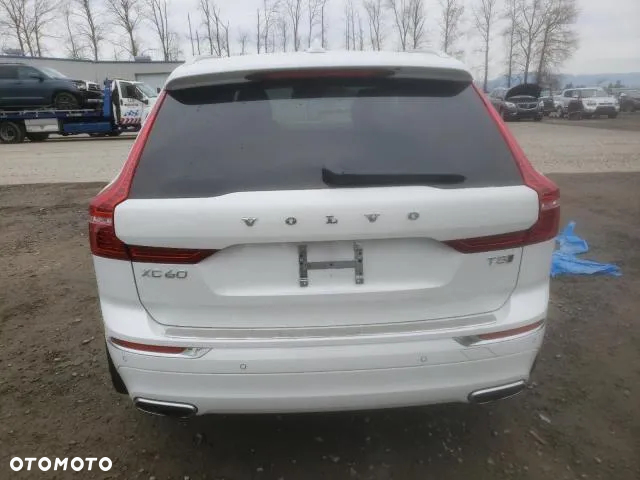 Volvo XC 60 - 6