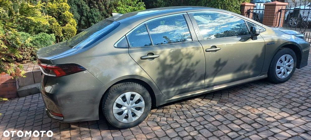 Toyota Corolla 1.8 Hybrid Comfort - 18