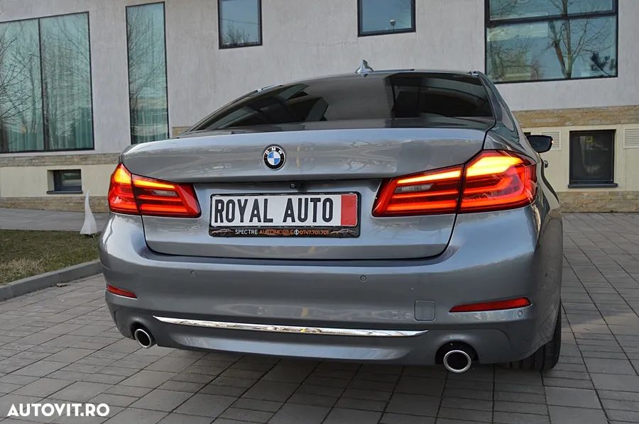 BMW Seria 5 520d Efficient Dynamics Edition Aut. Luxury Line - 17