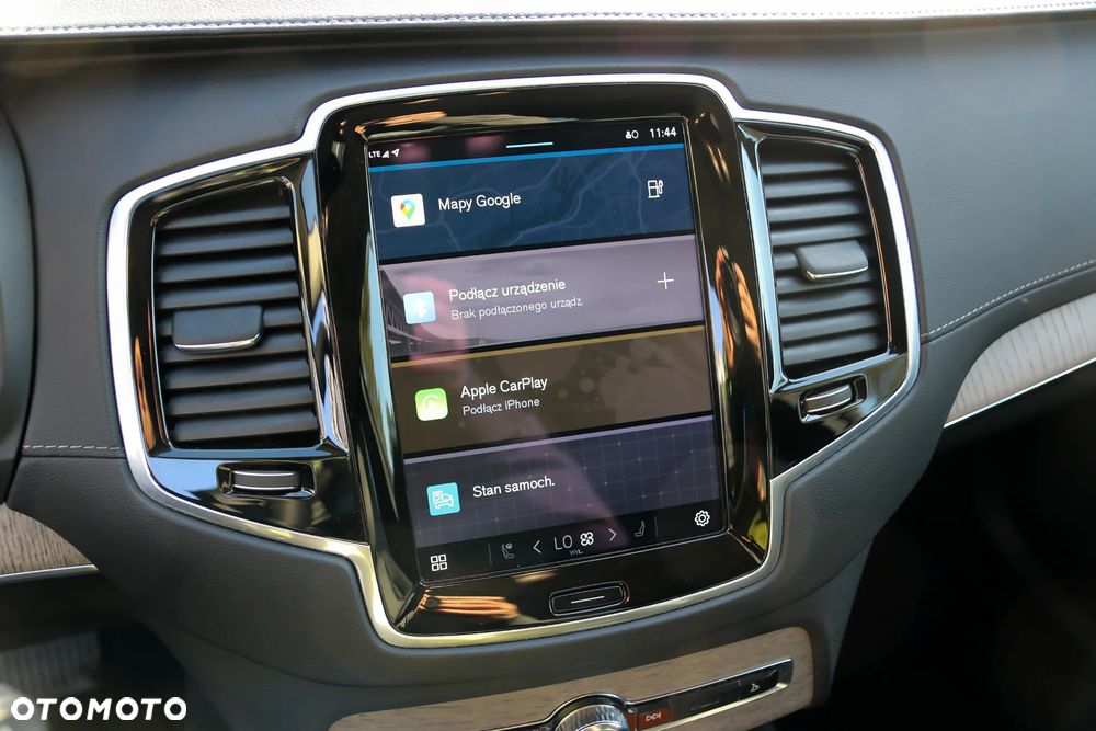 Volvo XC 90 T8 AWD Plug-In Hybrid Plus Dark 7os - 21