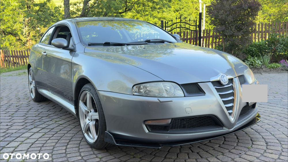 Alfa Romeo GT 2.0JTS Distinctive - 2