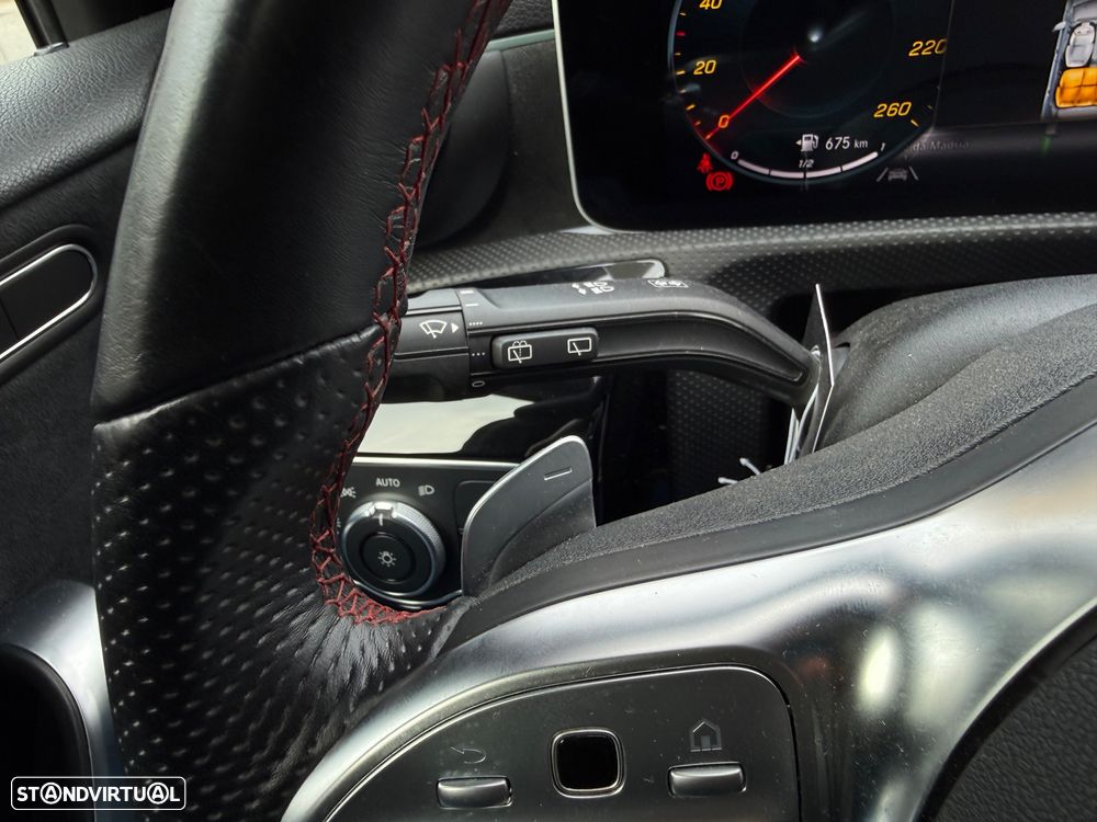 Mercedes-Benz A 180 d 7G-DCT AMG Line - 33