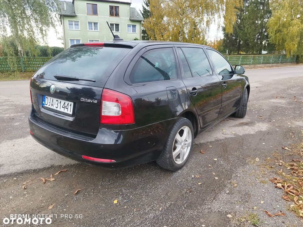 Skoda Octavia 1.6 TDI DPF Ambition - 2