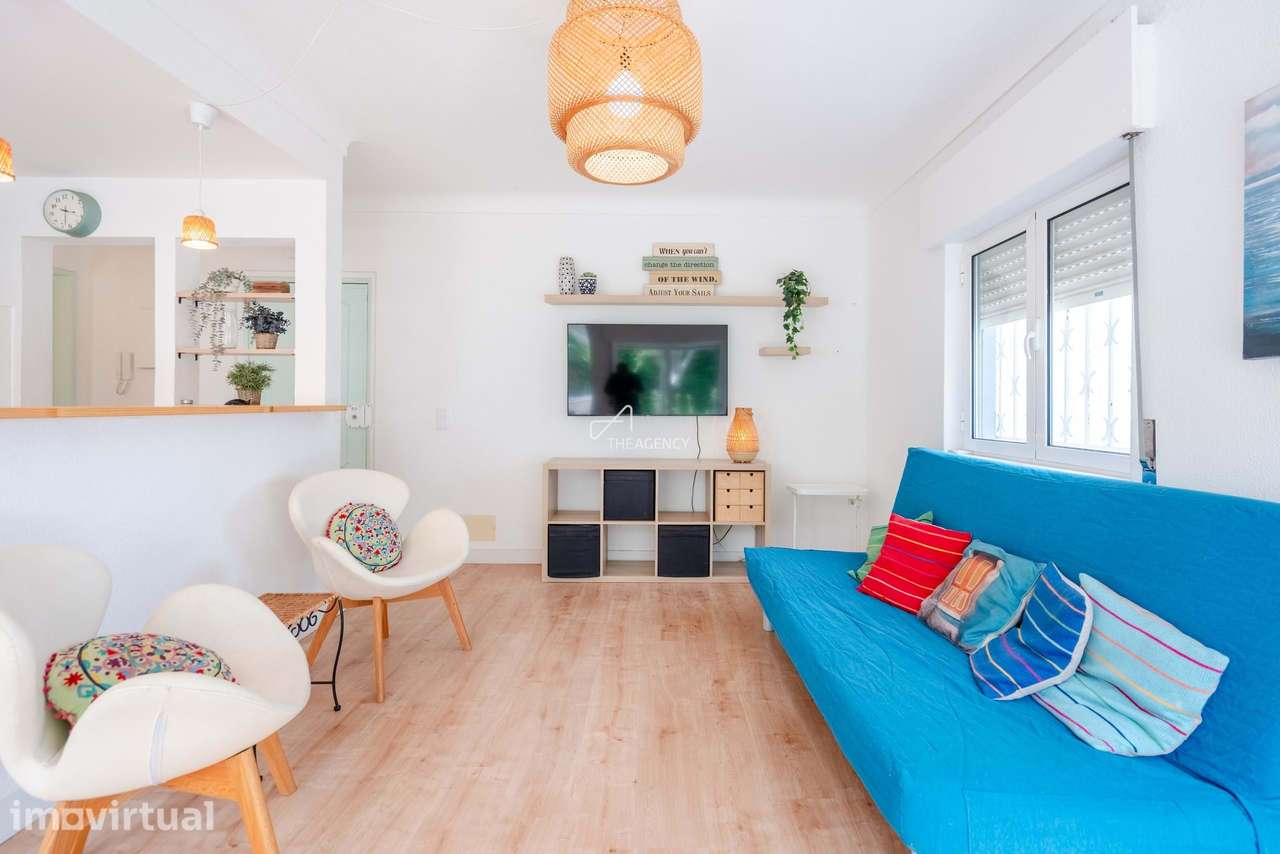 Apartamento T2 mobiliado luminoso no Monte Estoril - Grande imagem: 4/25