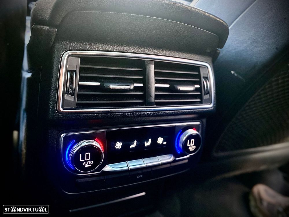 Audi Q7 3.0 TDI quattro S-line Tiptronic 7L - 35