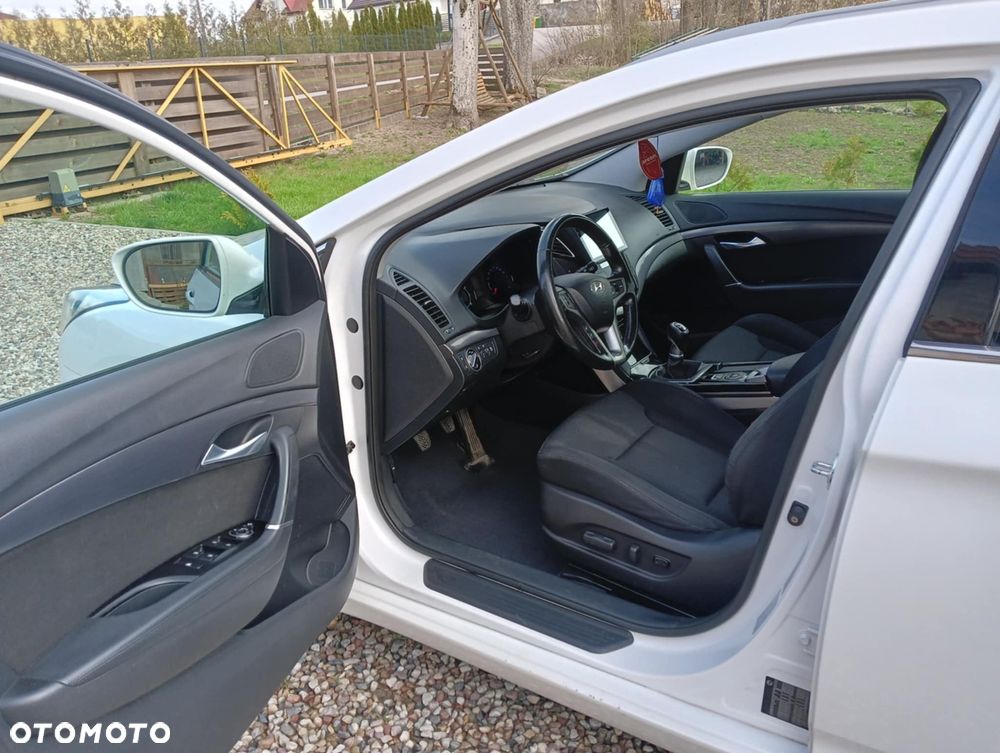 Hyundai i40 1.6 GDI Comfort + - 21