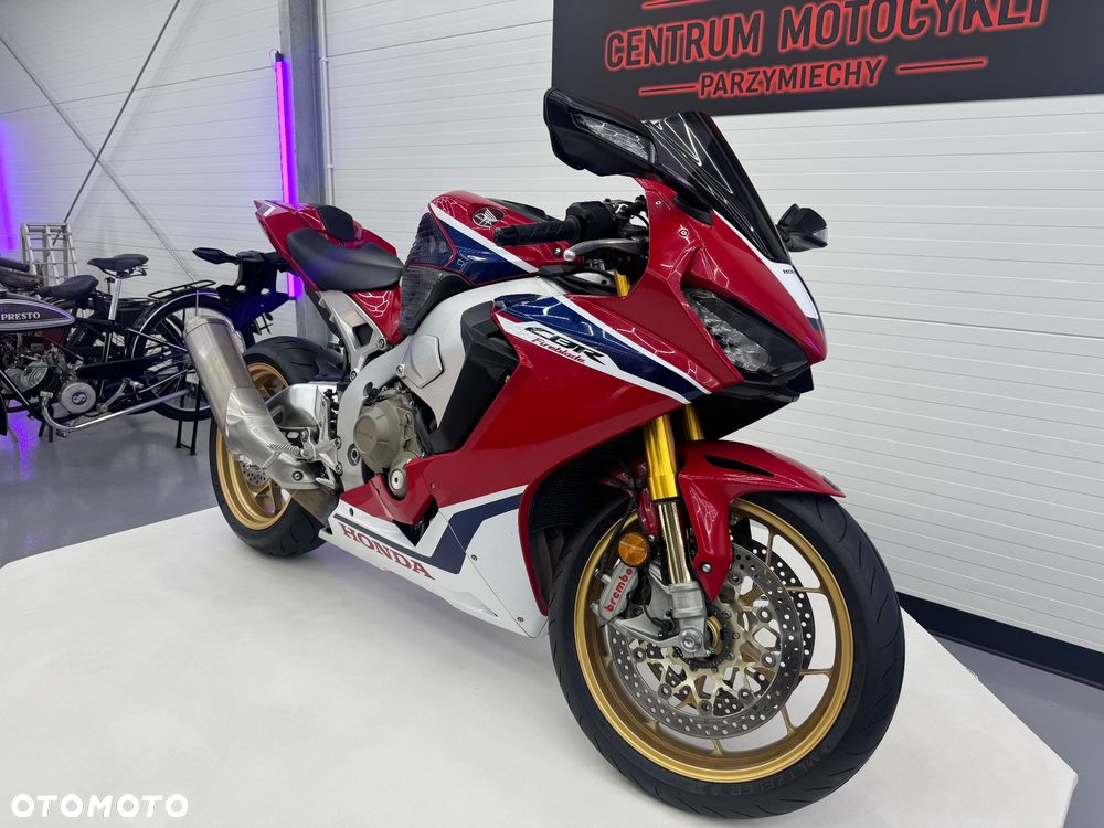 Honda CBR - 4