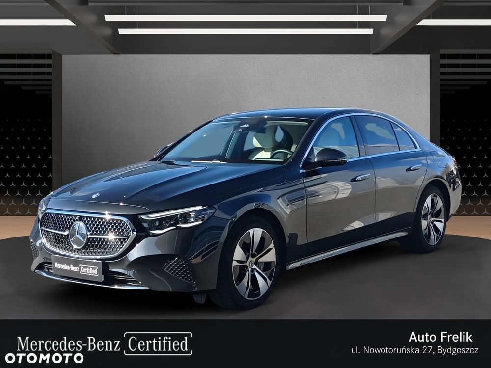 Mercedes-Benz Klasa E 300 PHEV 4-Matic Avantgarde 9G-Tronic - 1