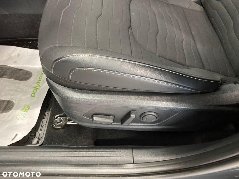 Kia Sportage 1.6 T-GDI PHEV Business Line 4WD - 12