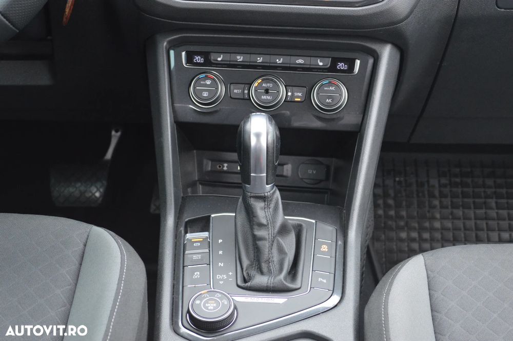 Volkswagen Tiguan 2.0 TDI 4Mot DSG Comfortline - 21
