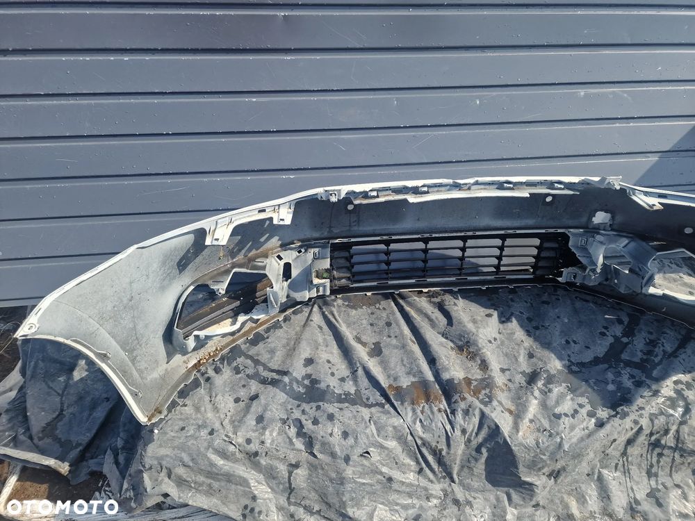 2/ zderzak przedni volkswagen polo 6C - 6