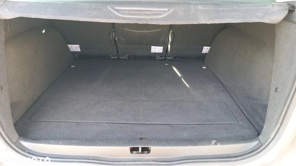 Renault Grand Scenic - 15