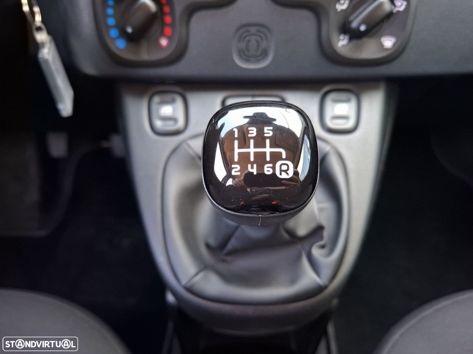 Fiat Panda 1.0 Hybrid City Cross - 19