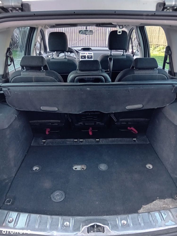 Peugeot 307 SW 110 OXYGO - 15