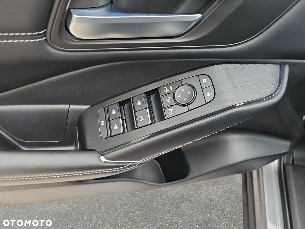 Nissan Qashqai 1.3 DIG-T mHEV N-Connecta - 12