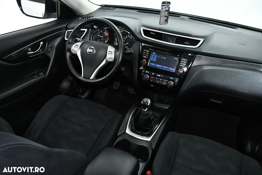Nissan X-Trail 1.6 dCi N-Connecta - 6