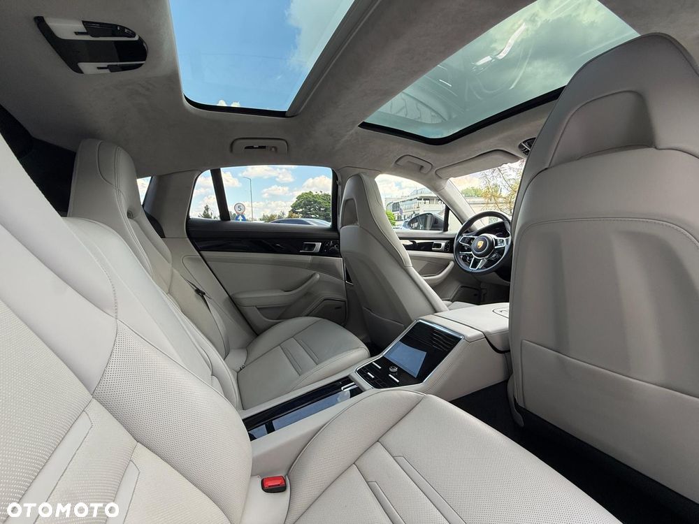 Porsche Panamera 4 E-Hybrid Executive - 9