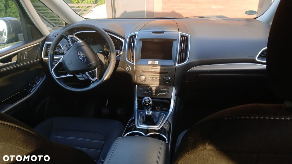 Ford Galaxy - 6